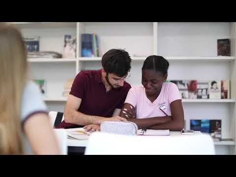 Learn English at Kings Bournemouth